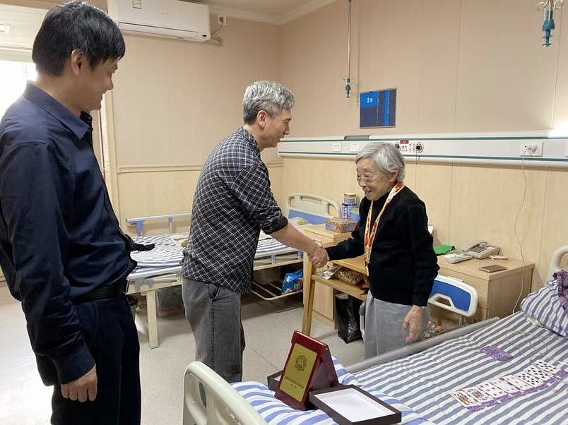 微信图片_20190929162636_副本.jpg
